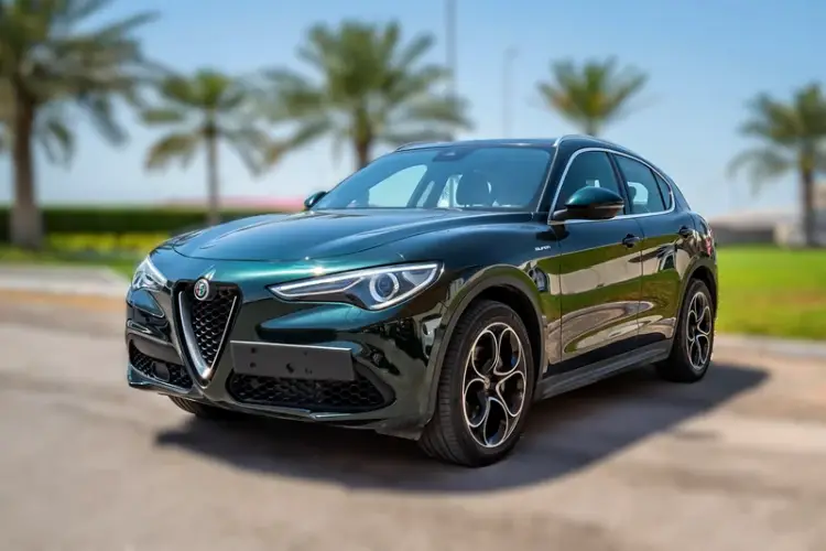 alfa-romeo stelvio image AED 1,565 / Month | Alfa Romeo | Stelvio Super | 2020 | Warranty and Service | Service History